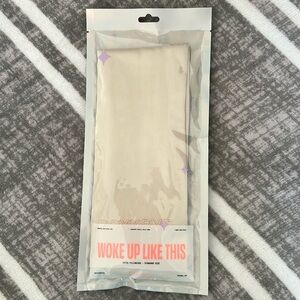 Foxybae satin pillowcase, new in sealed package
